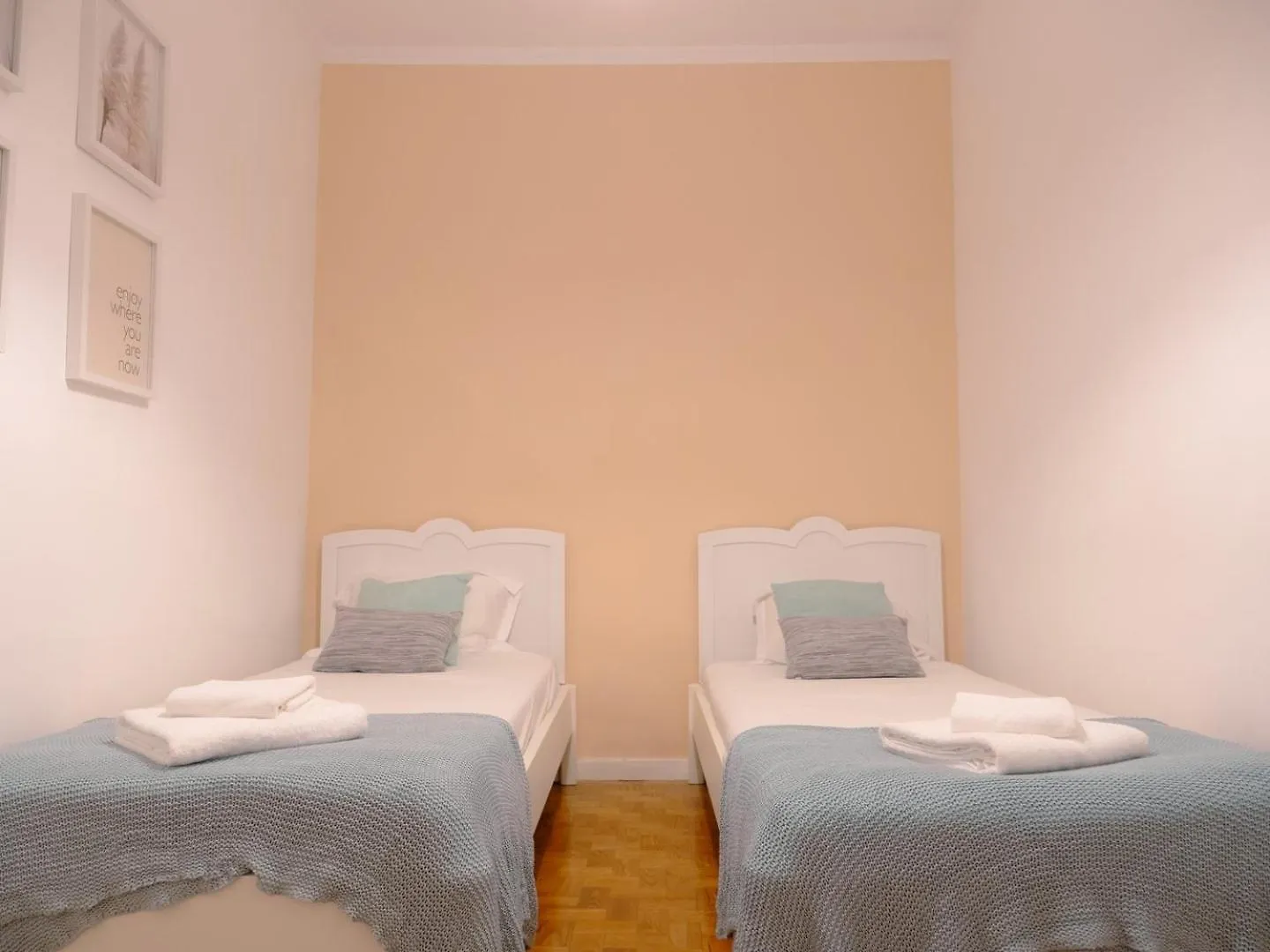 2Br With Large Private Terrace | By Airnest Lejlighed Lisboa Portugal
